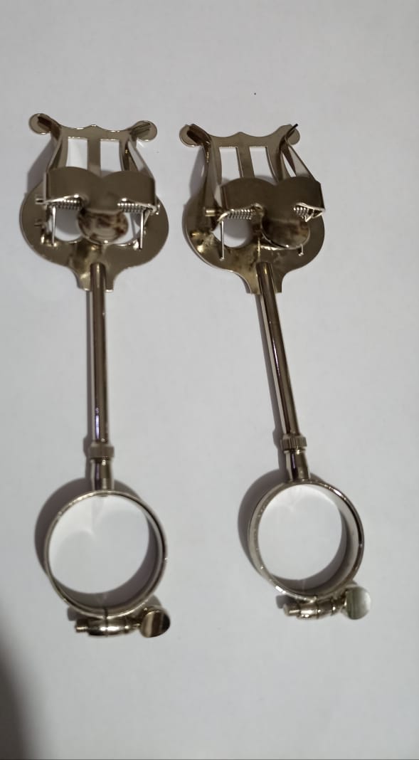 SOPORTE PARA CELULAR DE CLARINETE 