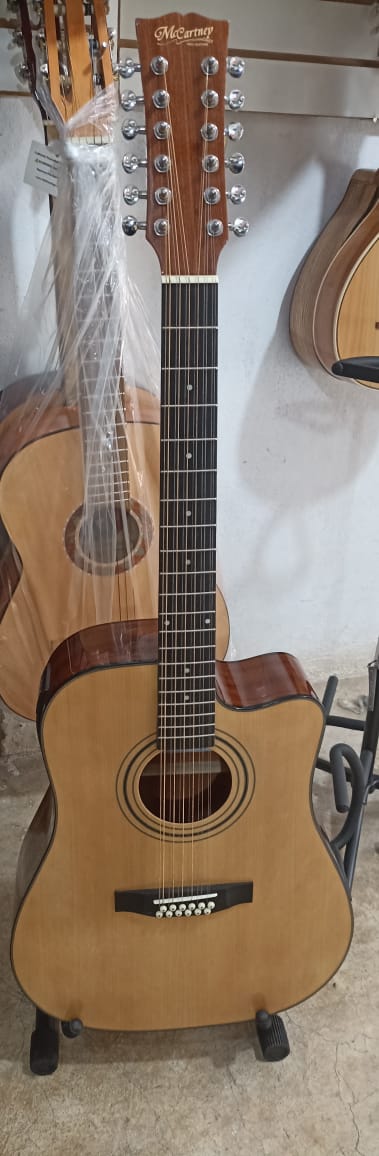  GUITARRA DOCEROLA MCCARTNEY CON FUNDA 