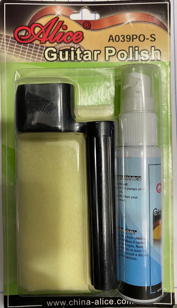 KIT DE LIMPIEZA PARA GUITARRA CON PAÑO Y ENCORDADOR