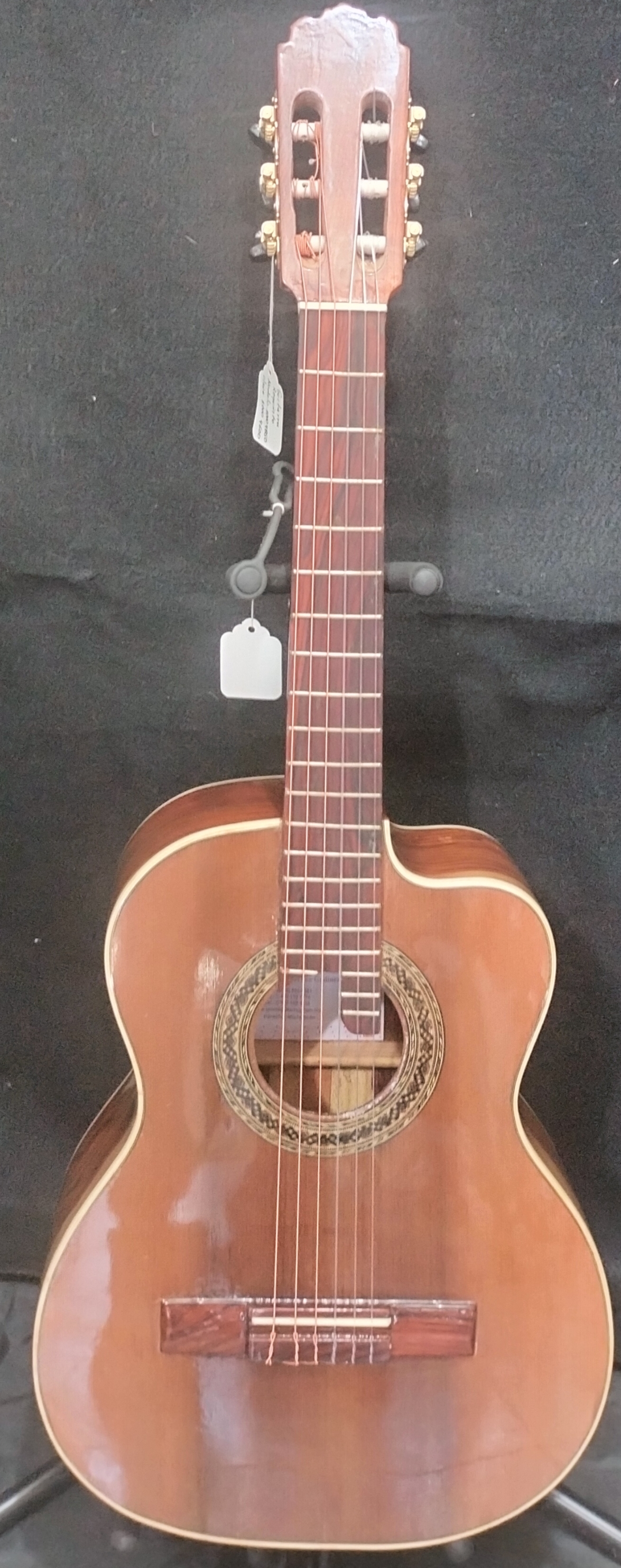 GUITARRA REQUINTO ARTESANAL 
